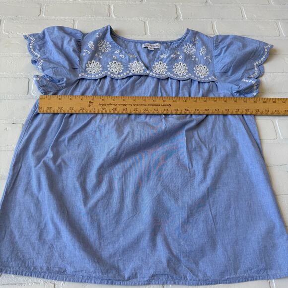 Kim Rogers Women's 100% Cotton Blue White Embroidered Scalloped Top sz M - Picture 4 of 5